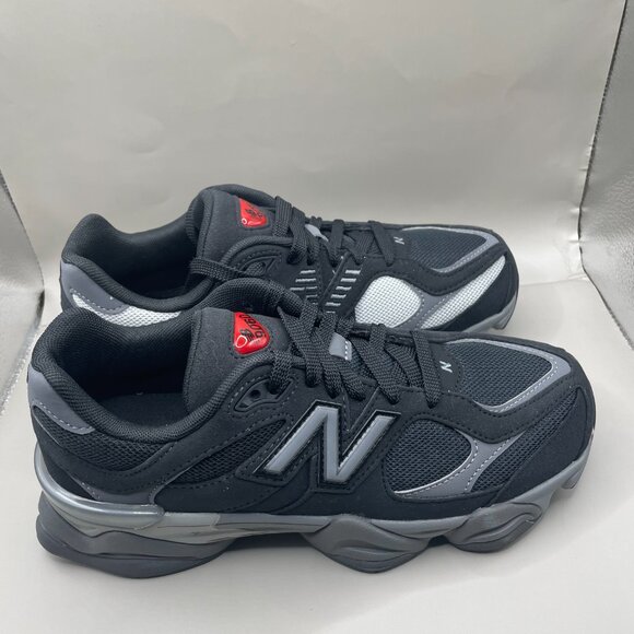 NEW BALANCE 9060 7
